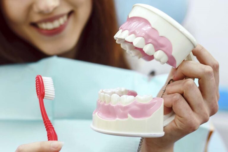 dentista cerca de Brunete – demostracion de limpieza