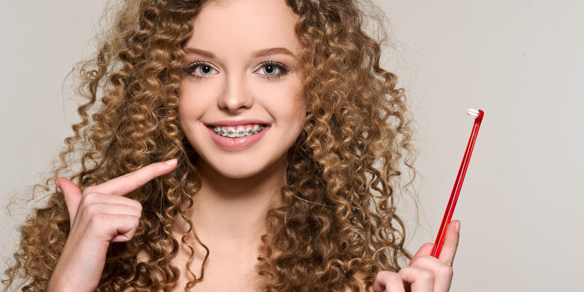 Ortodoncia cerca de Villanueva de la Cañada - cepillo de dientes