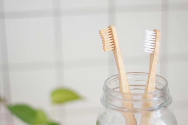 cepillo de dientes de bambu - pareja
