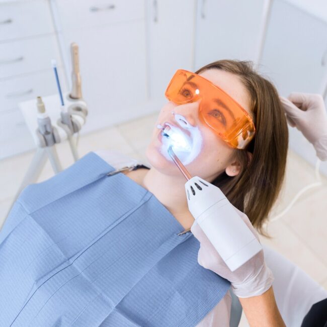 odontologia estetica en Brunete - blanqueante