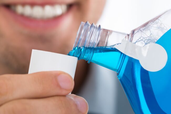 importancia del enjuague bucal