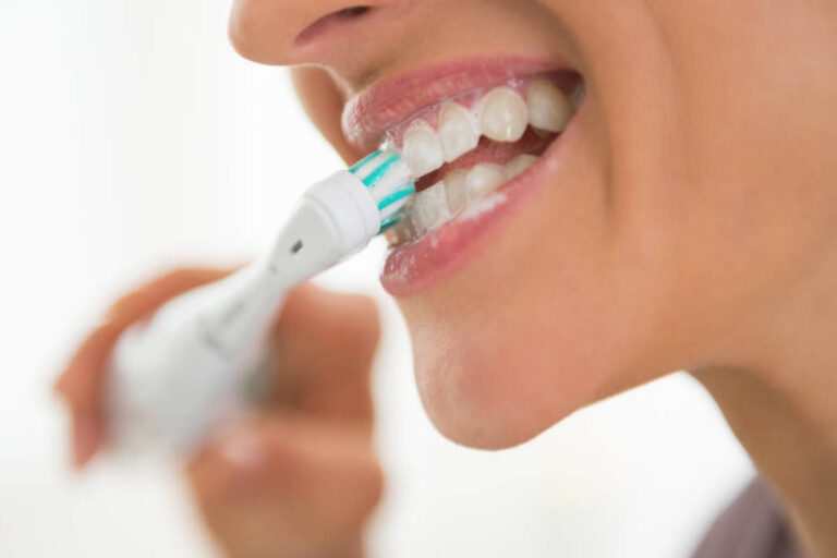 lavarse los dientes – cepillo eléctrico lavarse los dientes - cepillo eléctrico