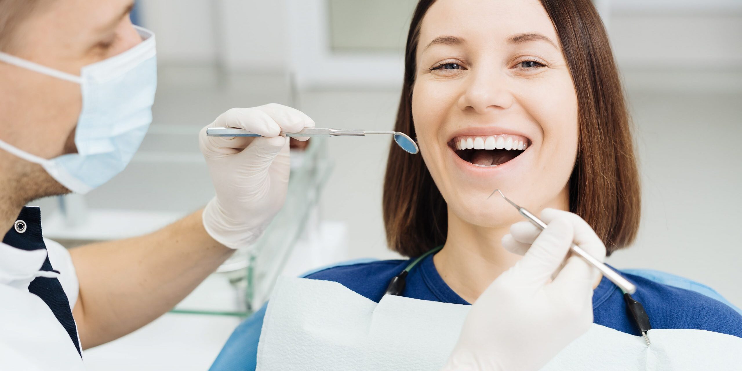 dentista cerca de Brunete - mujer