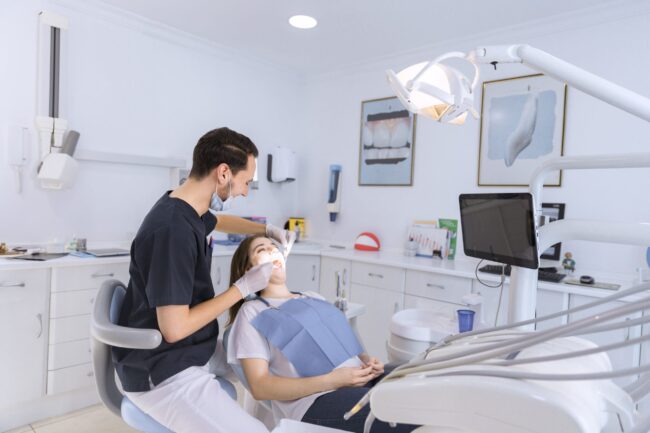 clínica dental cerca de Brunete - atencion personalizada