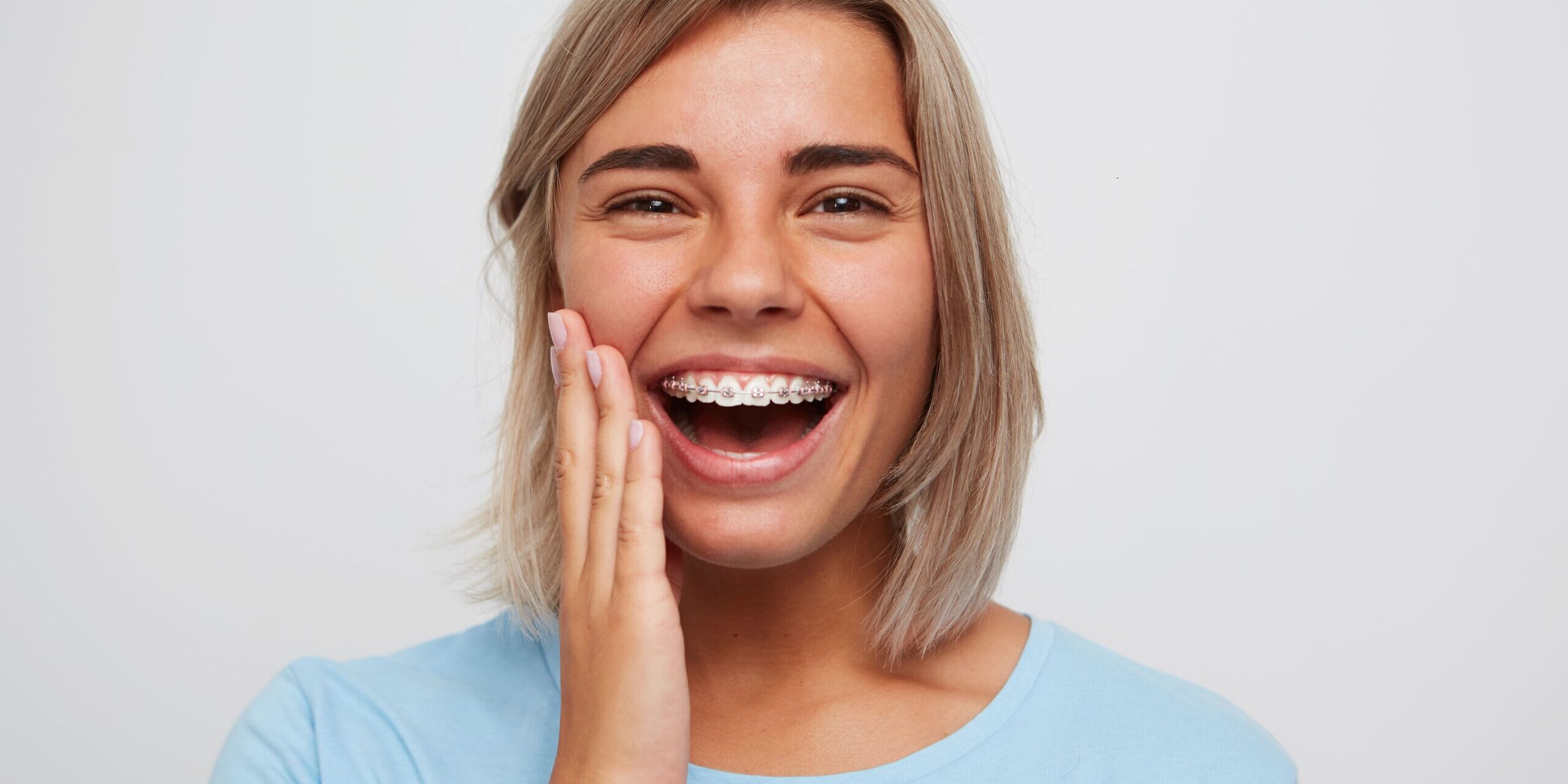 clinica dental cerca de brunete – cliente satisfecha clinica dental cerca de brunete - cliente satisfecha