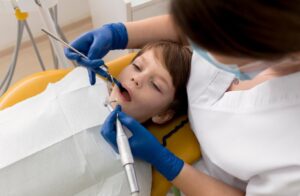 dentista infantil villanueva de la cañada - niño