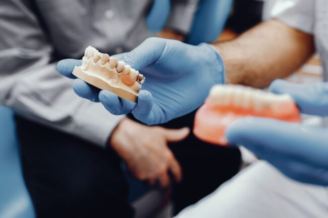 centro odontológico en Brunete - protesis mandibula