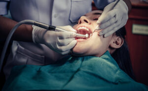 dentistas en brunete - trabajo
