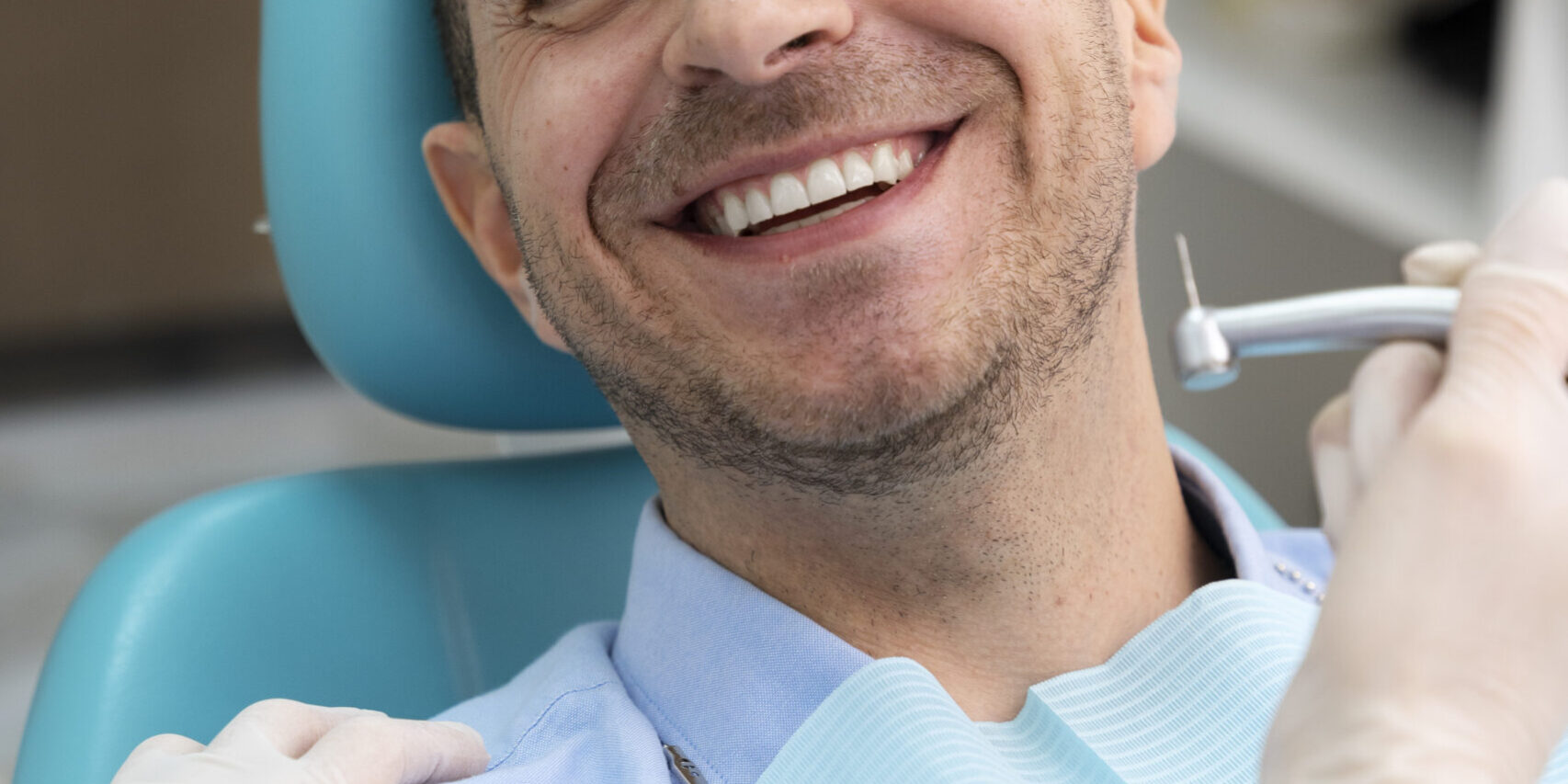 odontología-estética-en-brunete-hombre odontología-estética-en-brunete-hombre