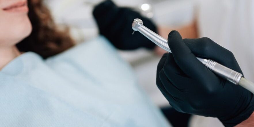 implantología y cirugía en Brunete -aparato