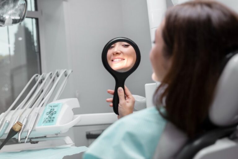 Clínica dental en Brunete – Mujer Clínica dental en Brunete - Mujer