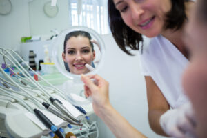 periodoncia en Brunete-espejo