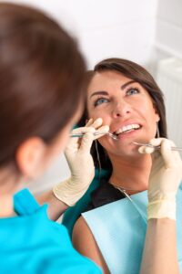 clinica dental en villanueva de la cañada - limpieza